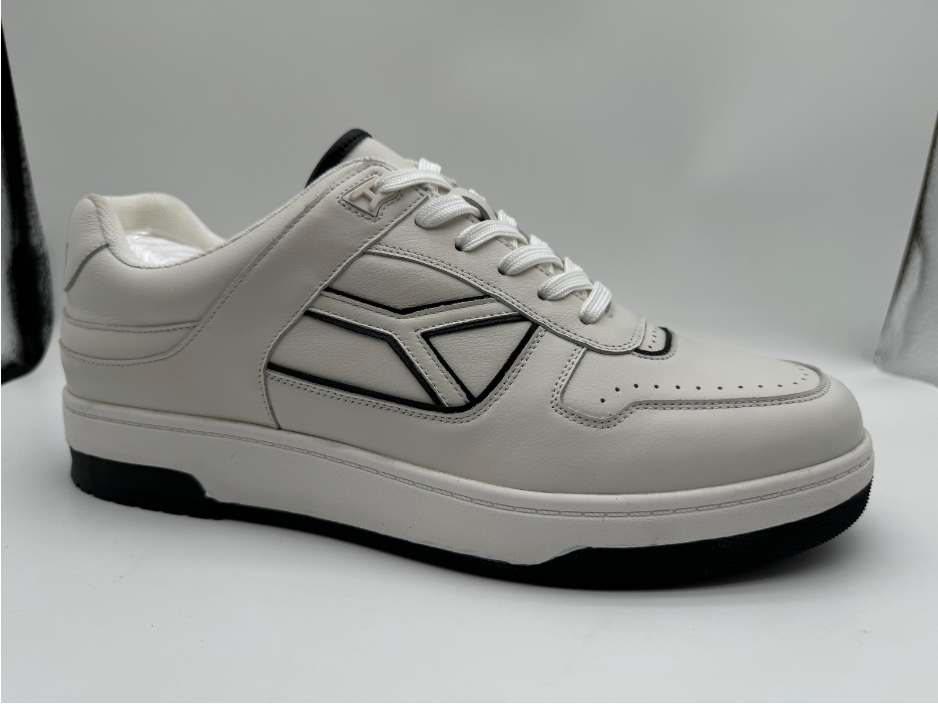 Issa Sport Sneakers™ 👟