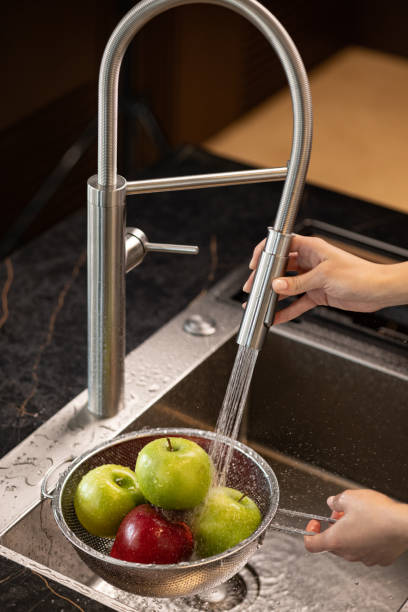 Toilet companion stainless steel pressurized spray woman washer set one in two out Angle valve faucet high-pressure flush faucet